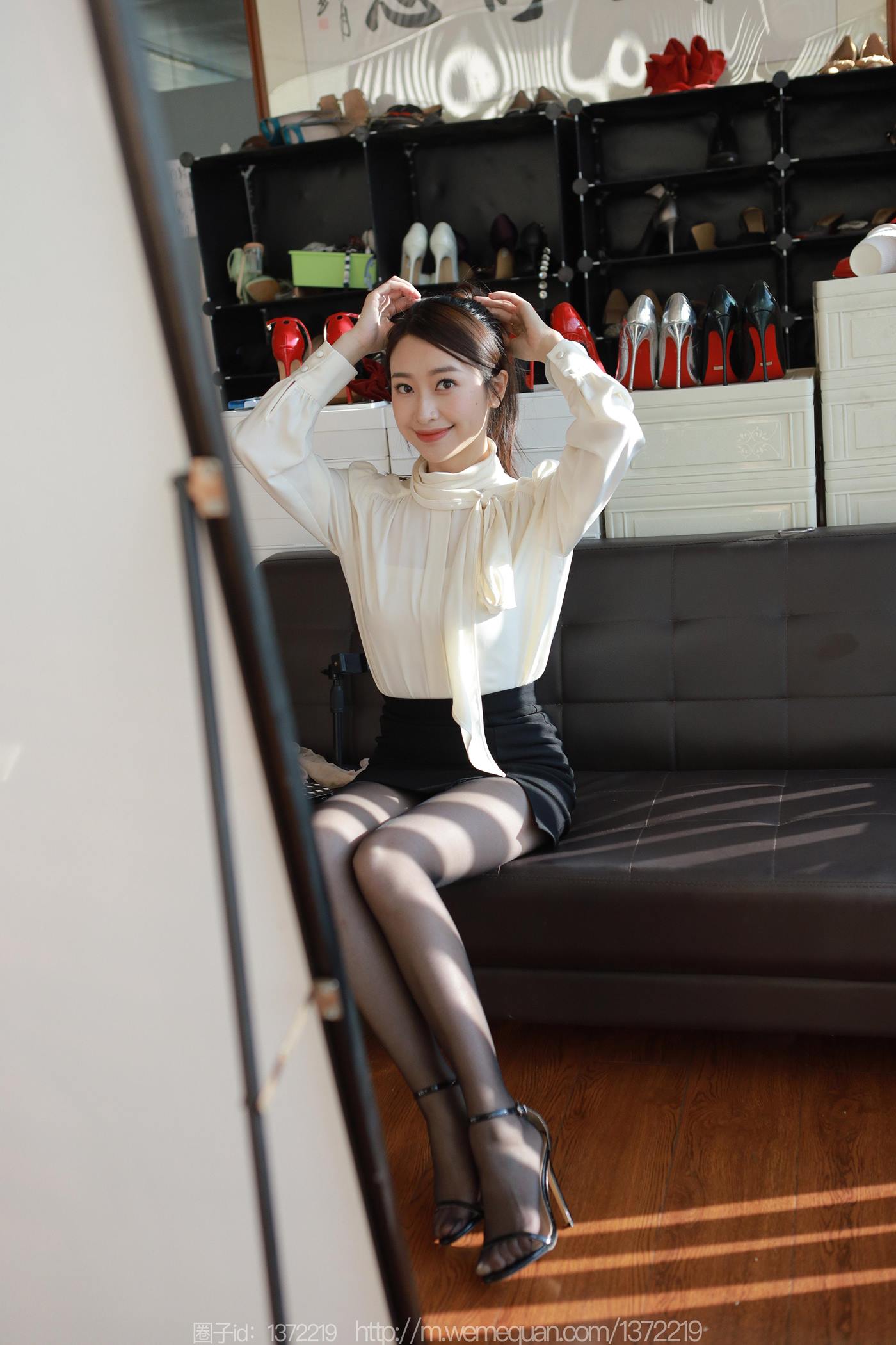 图片[84]-[IESS异思趣向] 2022.12.24 丝享家1308：小婕《镜前佳人》[83P] – 速更版-美库