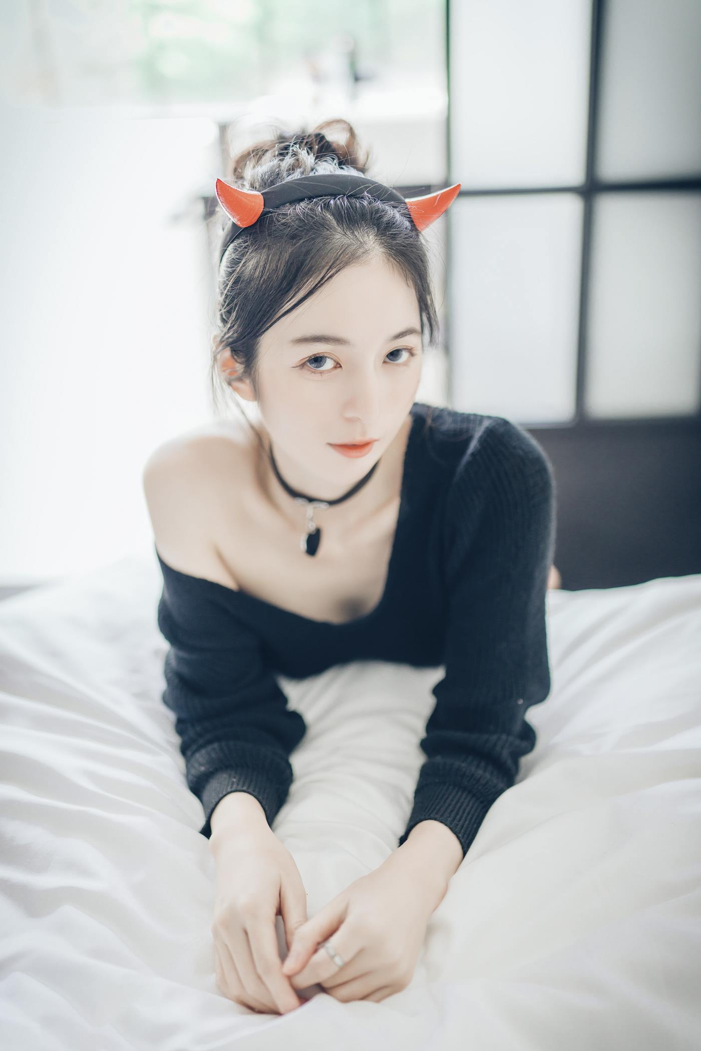 图片[13]-辰辰 黑色小兽 居家女友[12P] – 速更版-美库