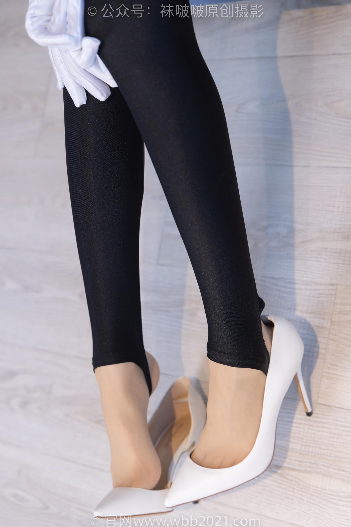 图片[11]-[BoBoSocks袜啵啵]NO.243 稚予-两双高跟鞋、肉丝、踩脚裤[100P] – 速更版-美库