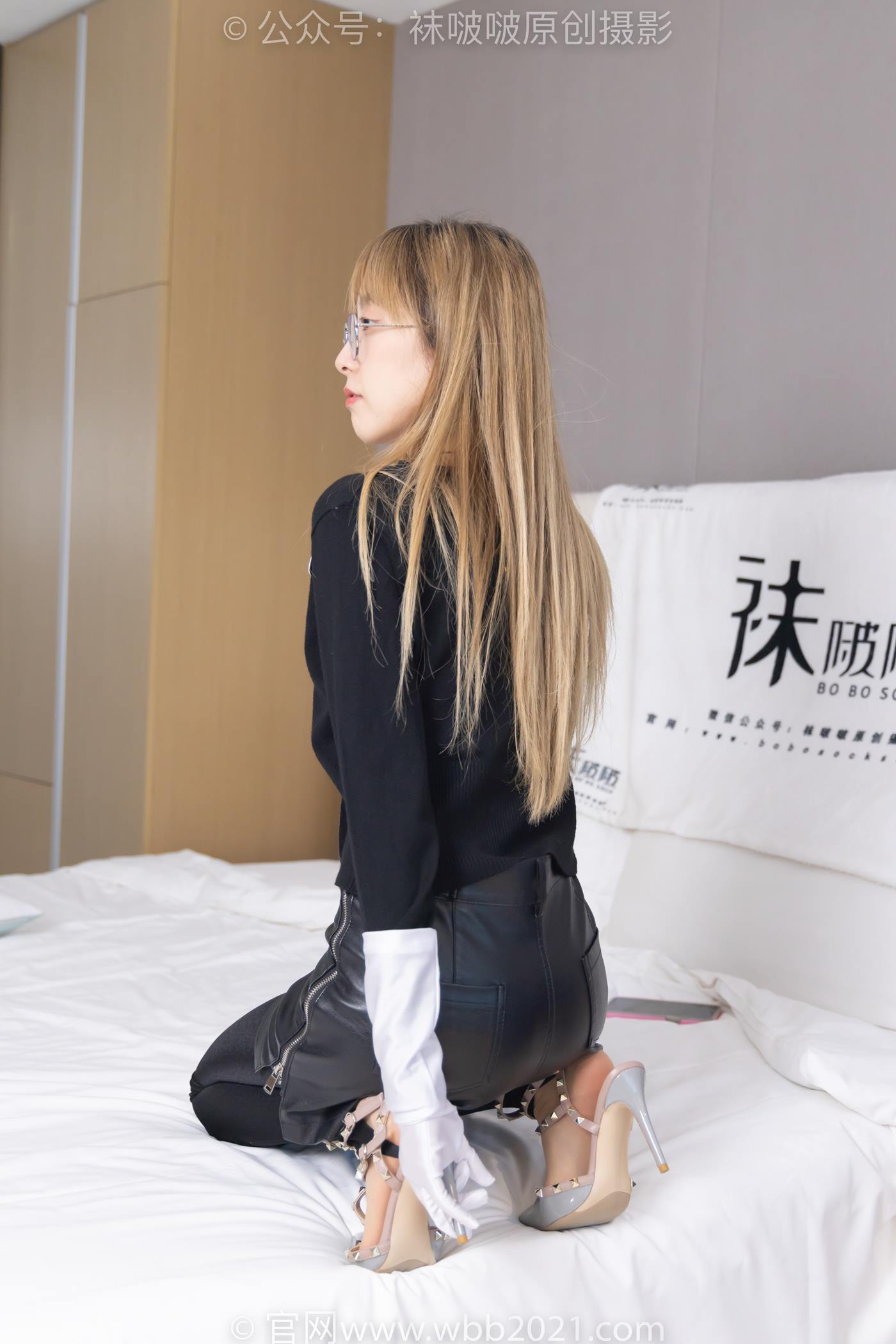 图片[23]-[BoBoSocks袜啵啵]NO.243 稚予-两双高跟鞋、肉丝、踩脚裤[100P] – 速更版-美库