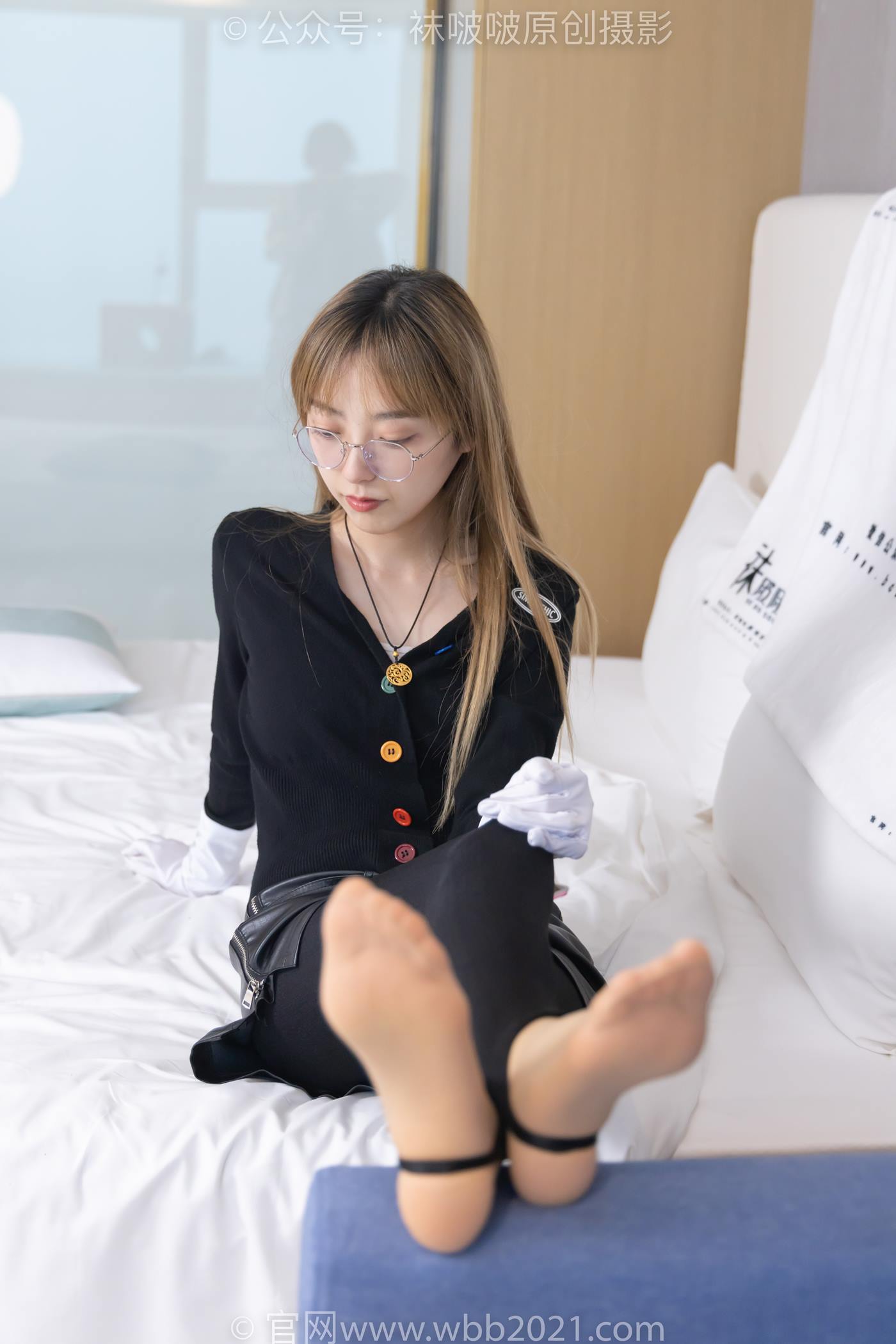 图片[44]-[BoBoSocks袜啵啵]NO.243 稚予-两双高跟鞋、肉丝、踩脚裤[100P] – 速更版-美库