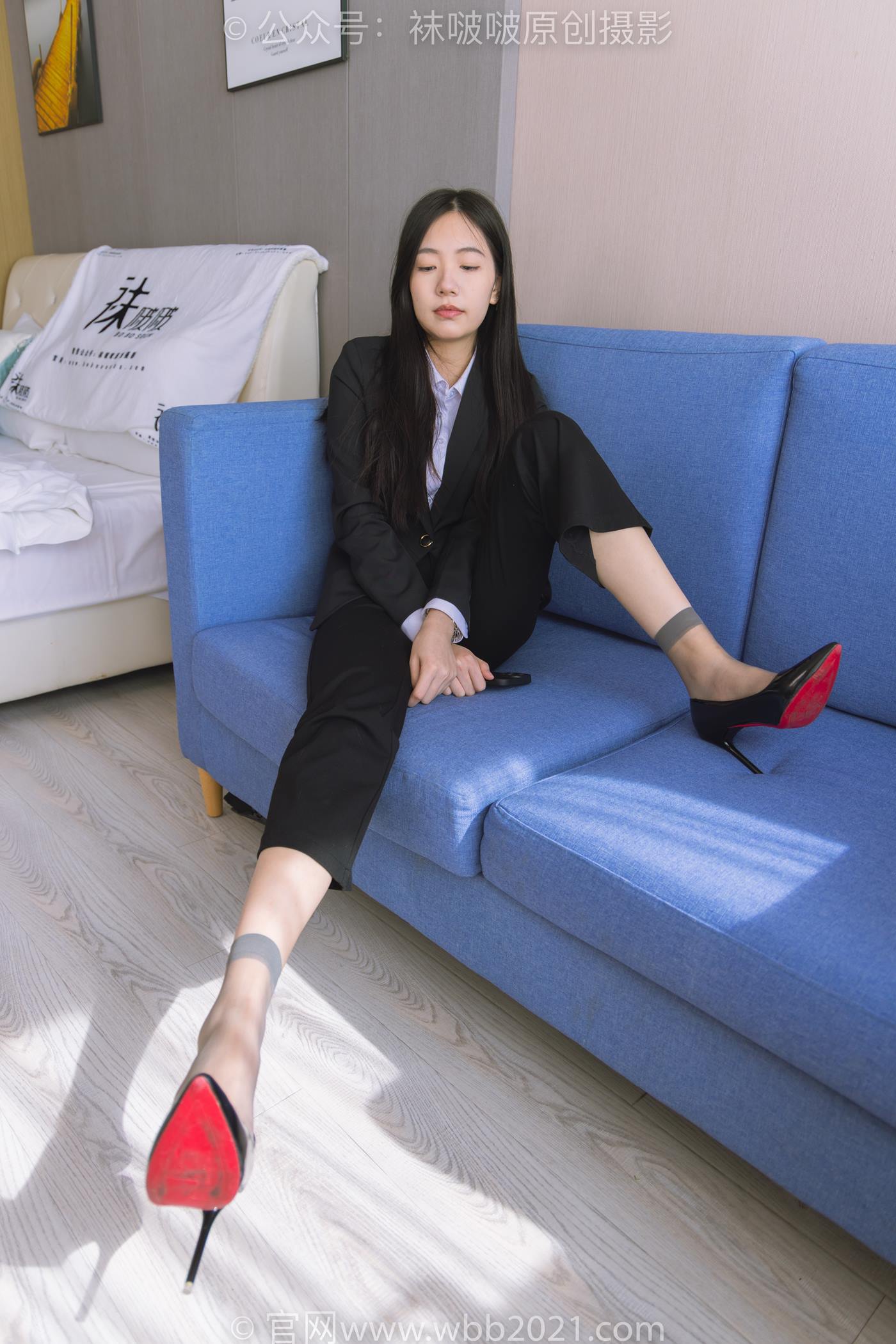 图片[56]-[BoBoSocks袜啵啵]NO.245 小甜豆-高跟鞋、短灰丝、半蹲镜头较多 [156P] – 速更版-美库