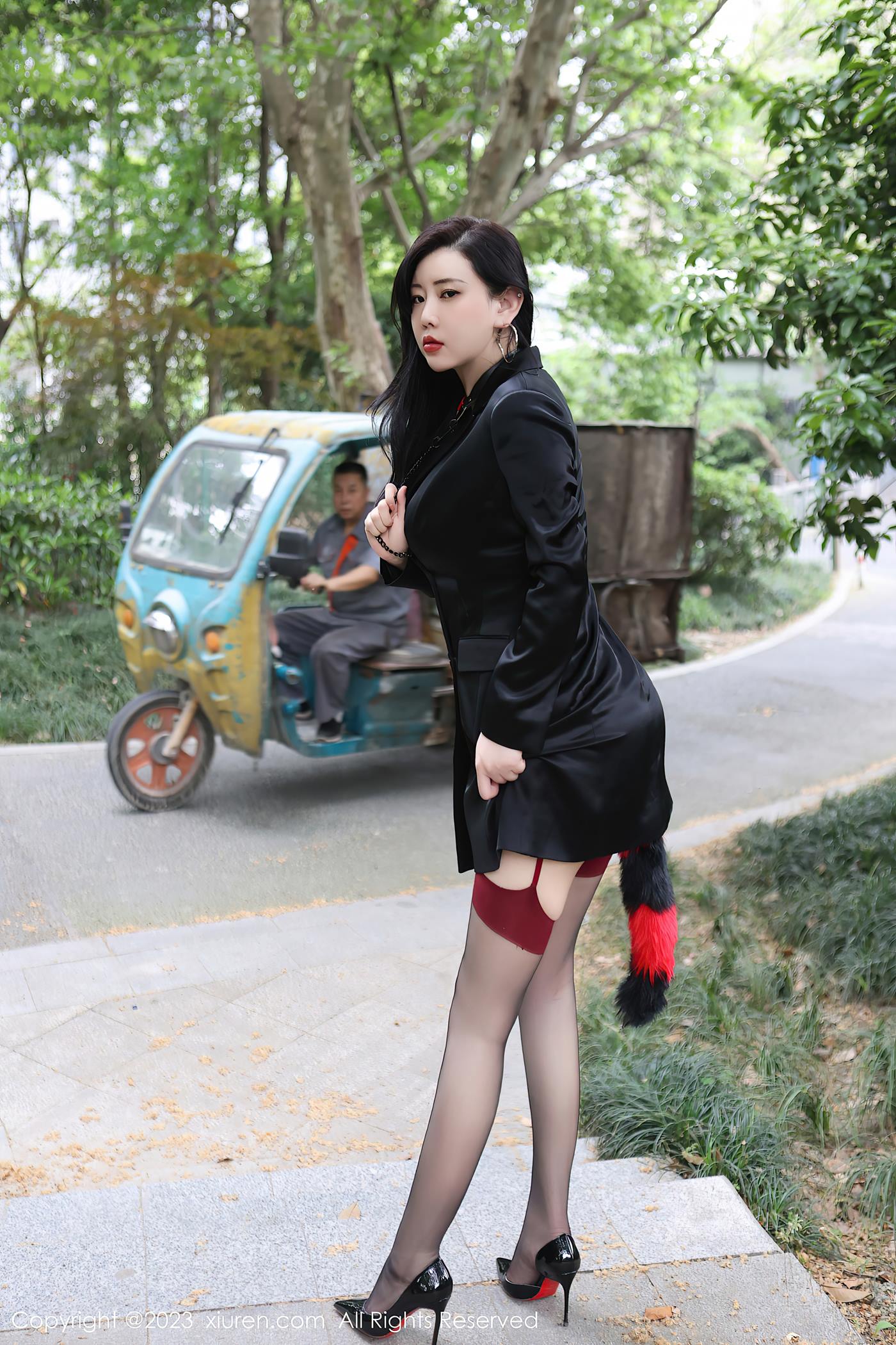 图片[11]-[Xiuren秀人网]2023.06.20 NO.6950 王婉悠Queen[15+1P] – 速更版-美库