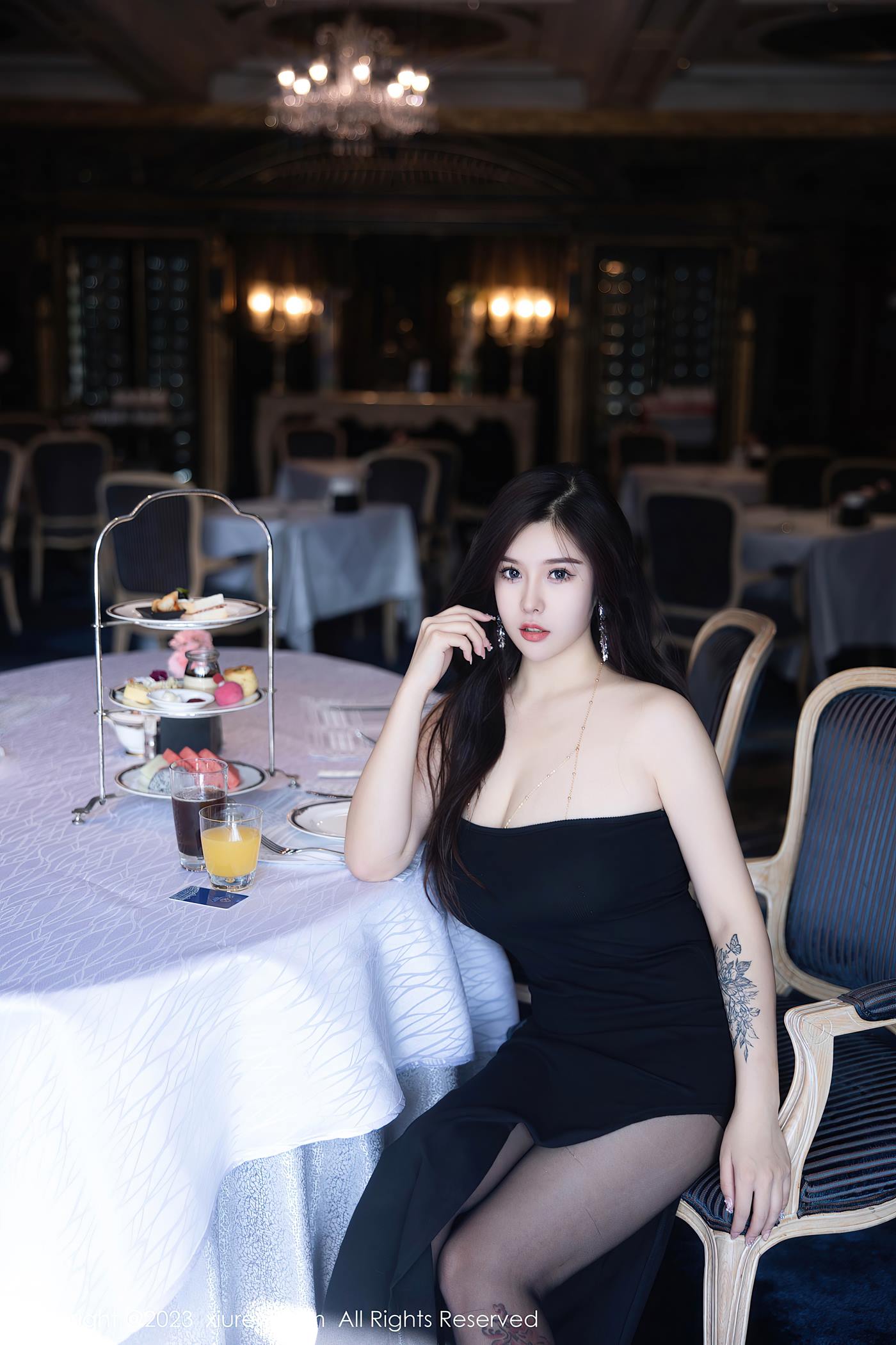 图片[34]-[Xiuren秀人网]2023.06.26 NO.6973 周思乔Betty 高腰开叉黑丝连衣裙 [39+1P] – 速更版-美库