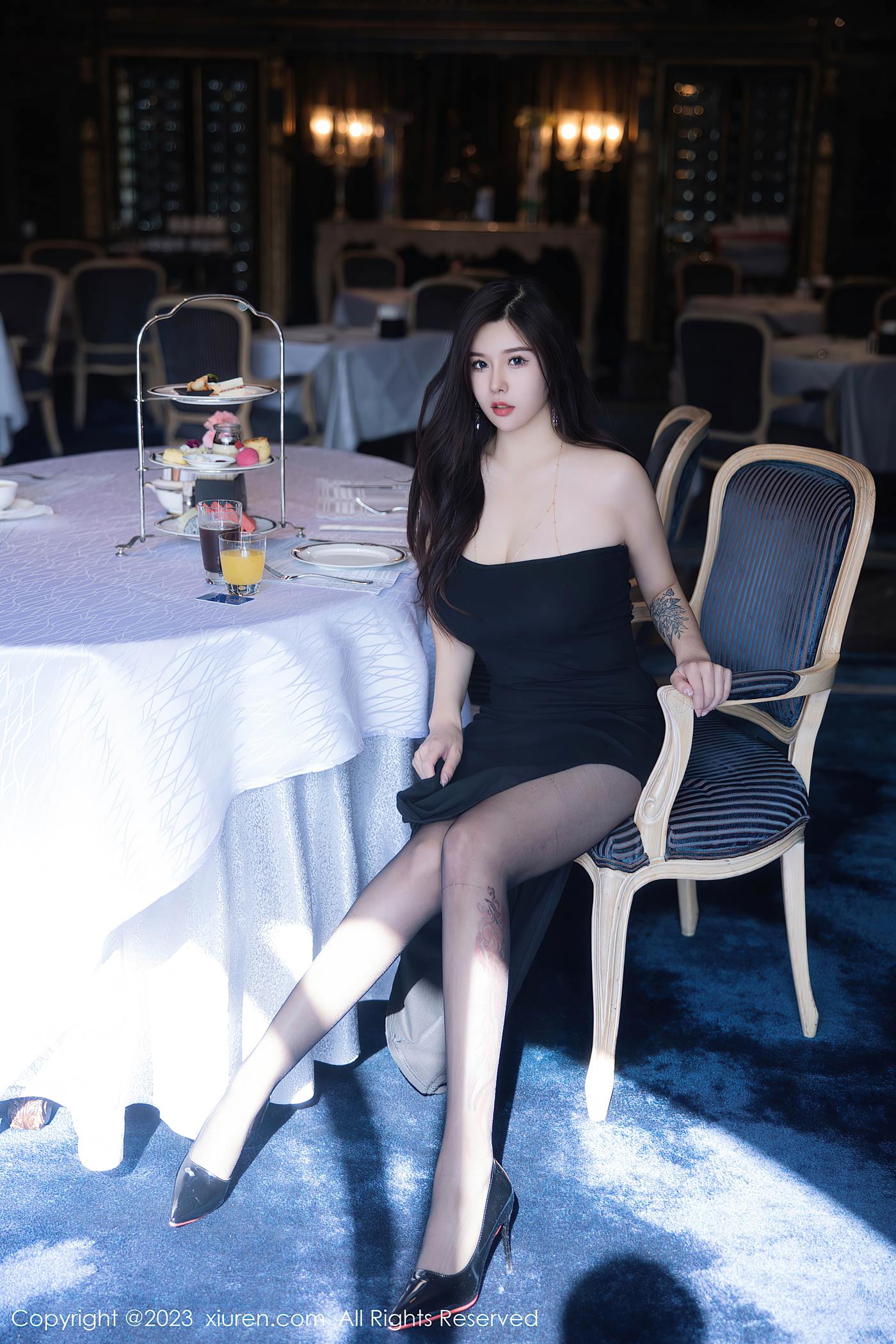 图片[36]-[Xiuren秀人网]2023.06.26 NO.6973 周思乔Betty 高腰开叉黑丝连衣裙 [39+1P] – 速更版-美库