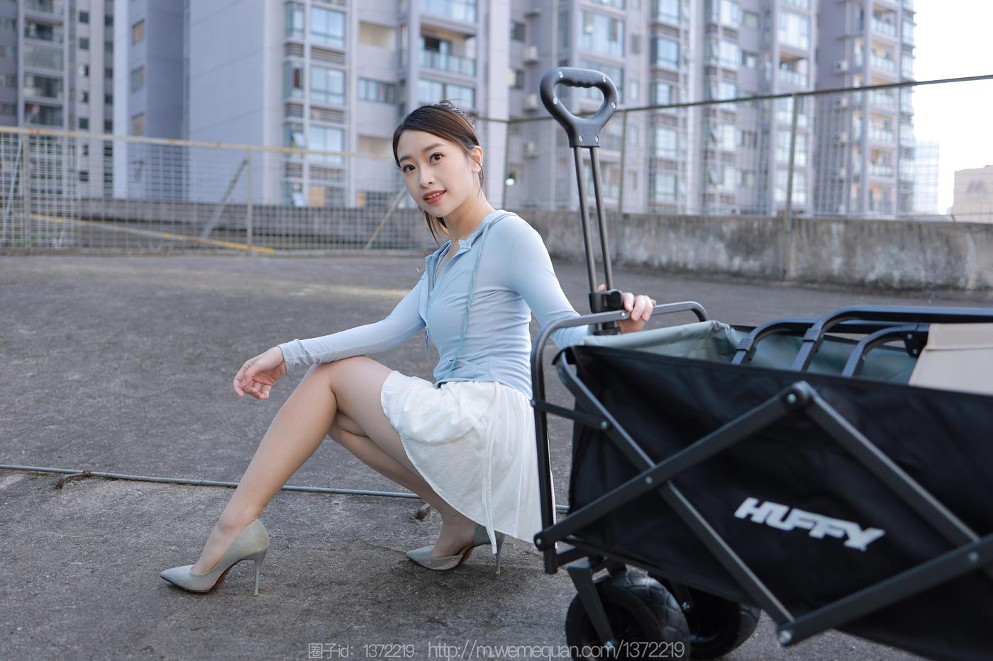 图片[87]-[IESS异思趣向] 2022.12.31 丝享家1315：小婕《老司机开车》[90P] – 速更版-美库