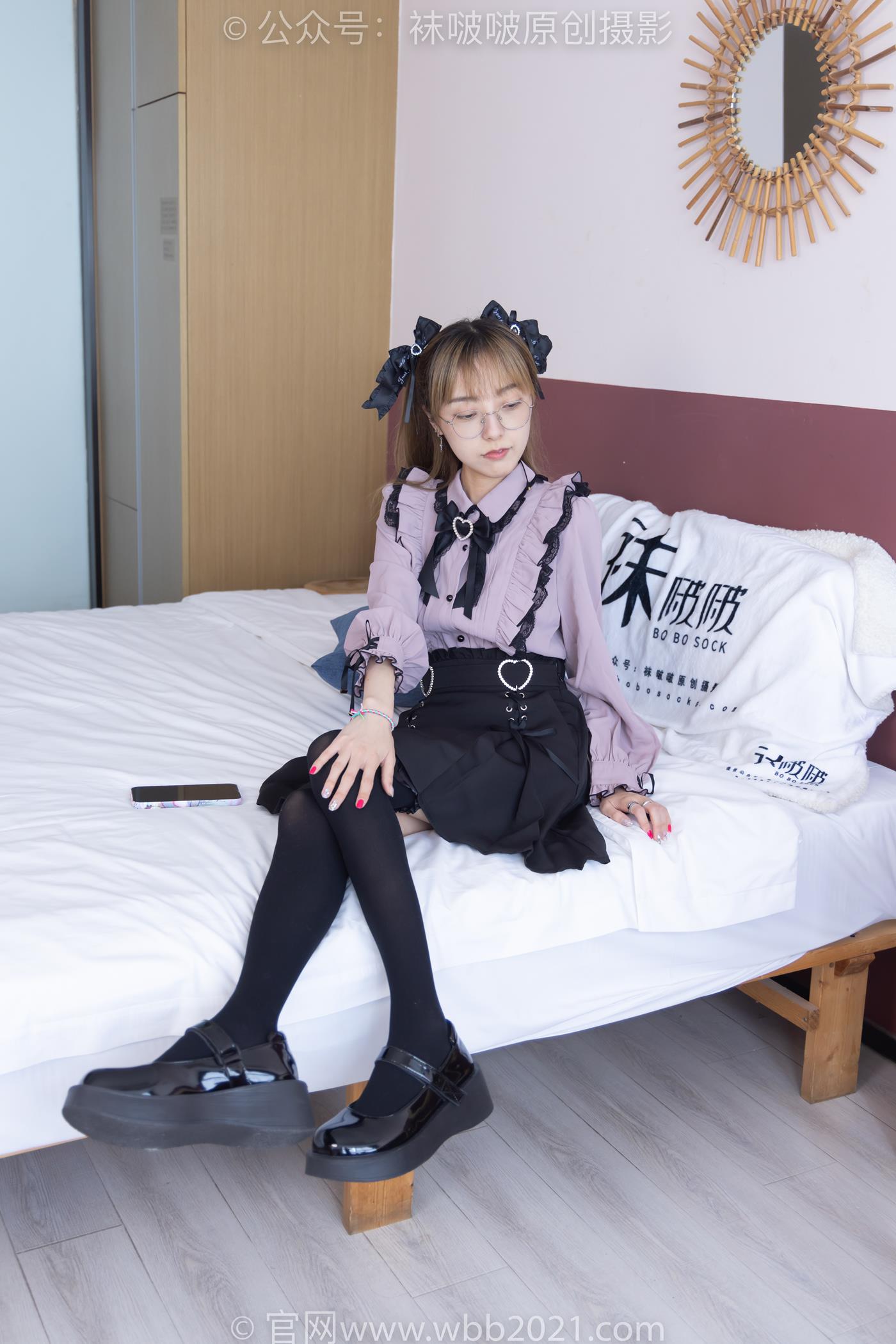 图片[18]-[BoBoSocks袜啵啵]NO.247 稚予-皮鞋、黑丝大腿袜、地雷系女友[160P] – 速更版-美库