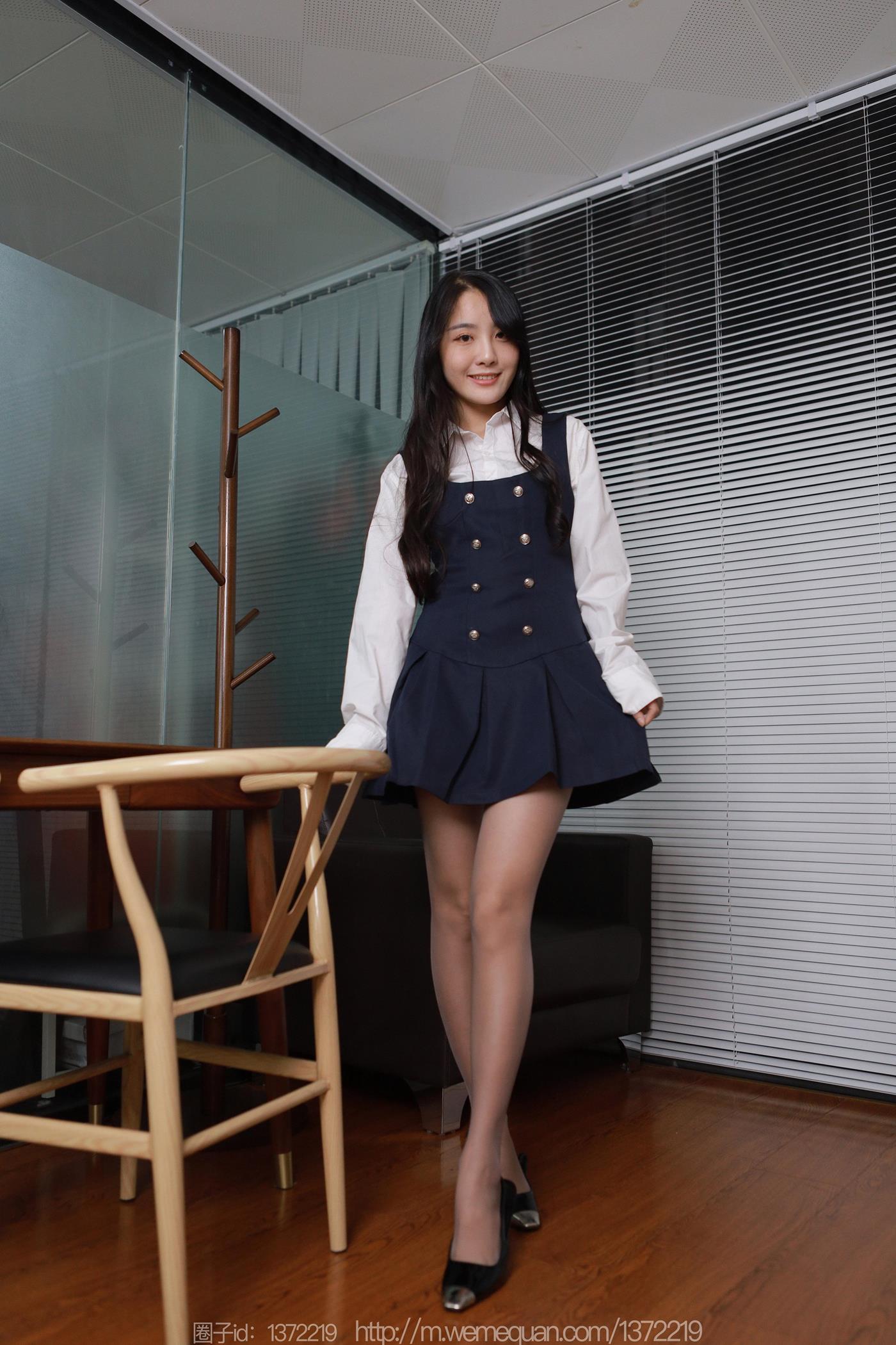 图片[30]-[IESS异思趣向] 2023.01.02 丝享家1317：婉萍《学苑短裙》[79P] – 速更版-美库