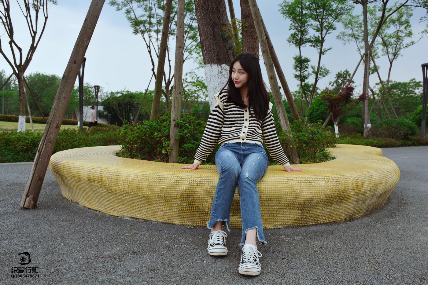 图片[80]-[织梦映像]NO.016 少女牛仔裤草地白袜[80P] – 速更版-美库