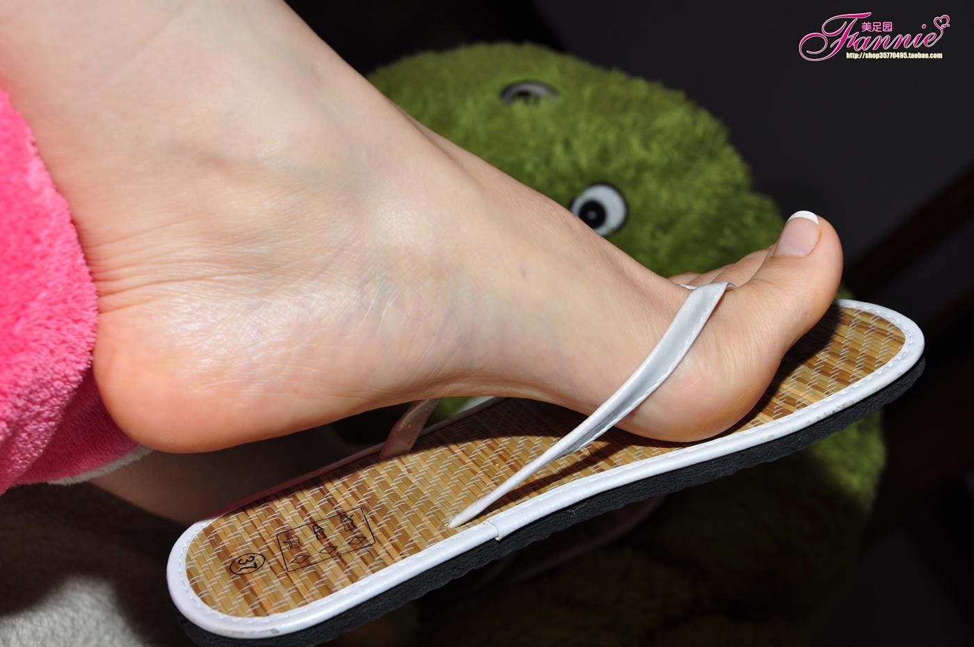 图片[34]-Fannie芬妮每足园 No.122 多彩人字拖米色 [49P] – 速更版-美库