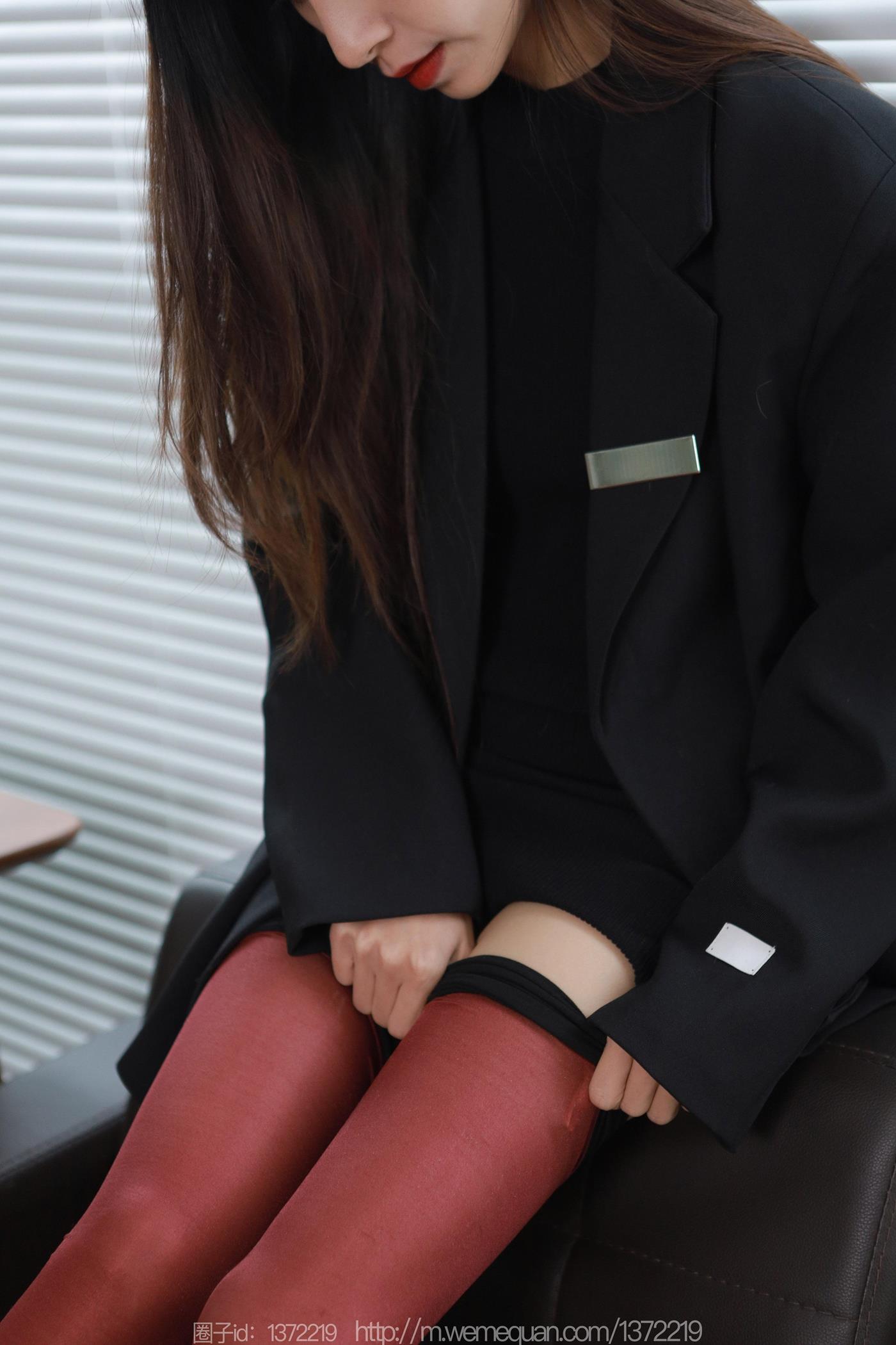 图片[30]-[IESS异思趣向] 2023.01.05 丝享家1320：美子《半筒红与黑》[90P] – 速更版-美库