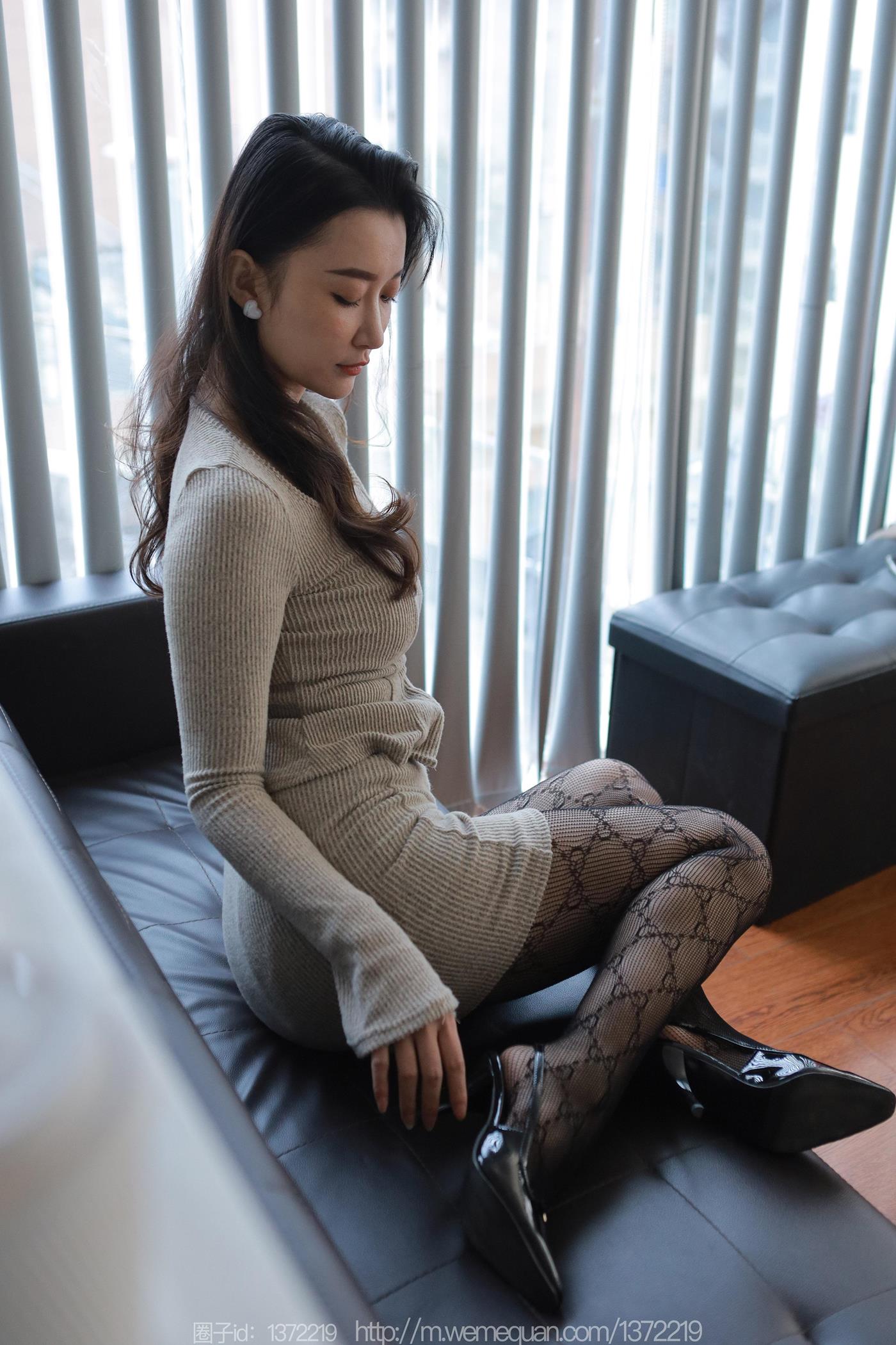 图片[84]-[IESS异思趣向] 2023.01.04 丝享家1319：秋秋《镂空嘿丝》[85P] – 速更版-美库