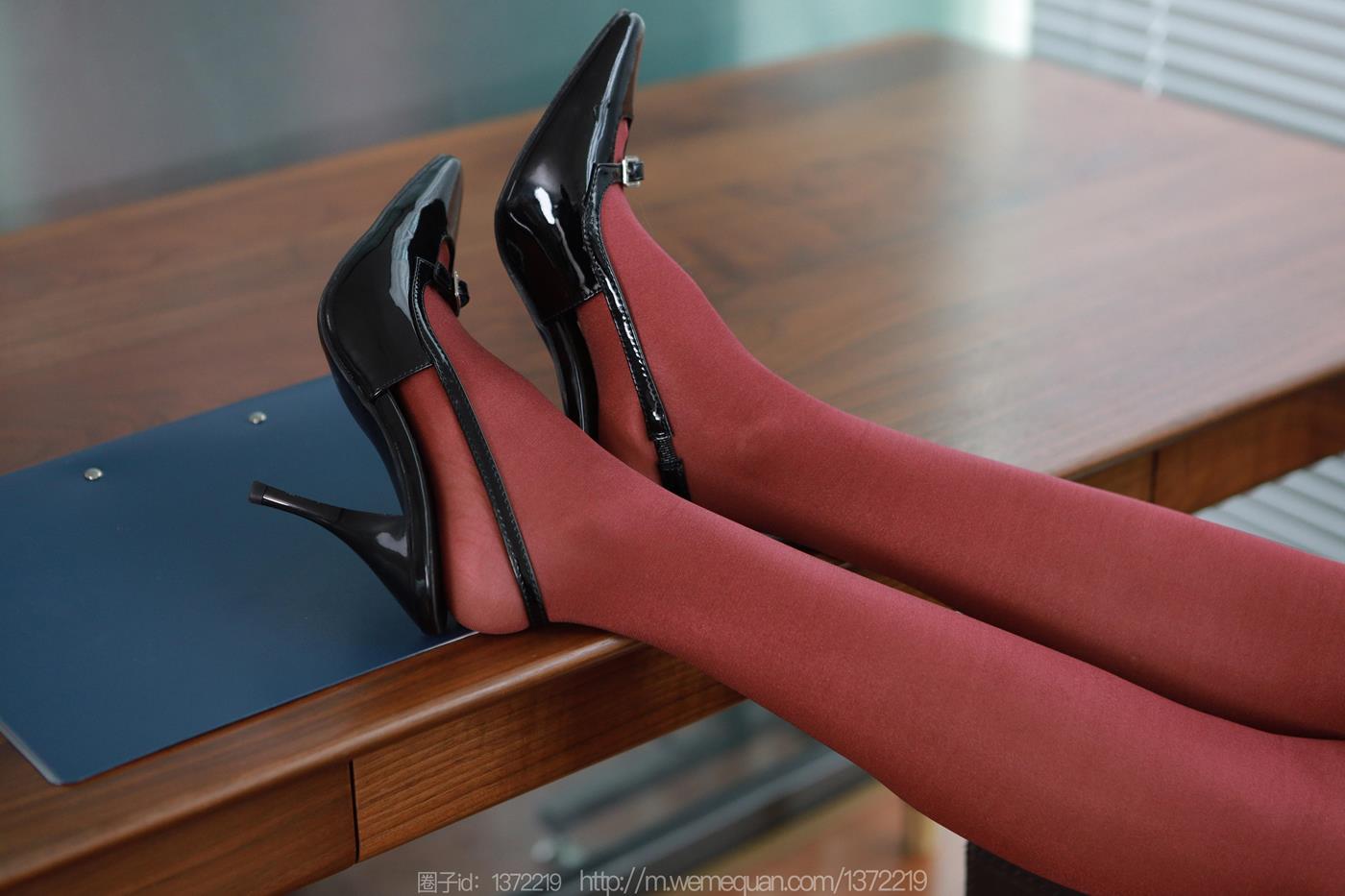 图片[89]-[IESS异思趣向] 2023.01.05 丝享家1320：美子《半筒红与黑》[90P] – 速更版-美库