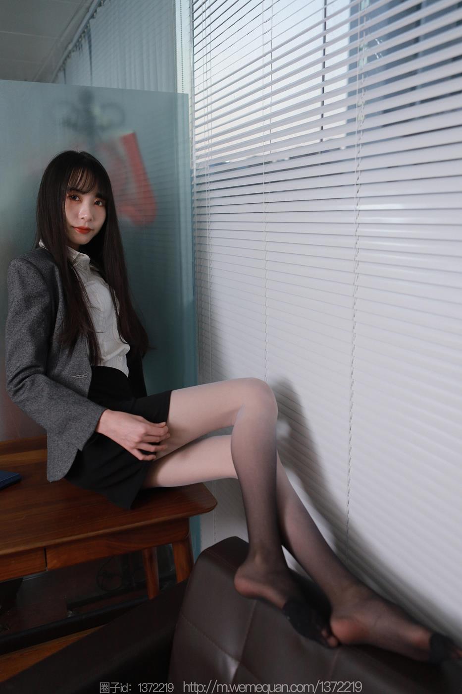 图片[55]-[IESS异思趣向] 2023.01.08 丝享家1323：团团《黑白渐变》[85P] – 速更版-美库