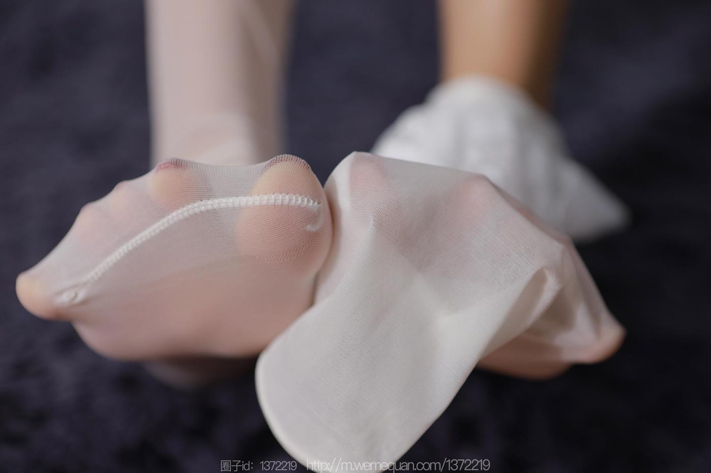 图片[71]-[IESS异思趣向] 2023.01.09 丝享家1324：美子《褪去半筒袜》[87P] – 速更版-美库