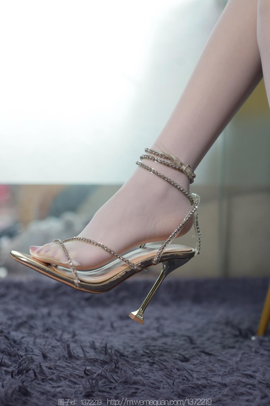 图片[77]-[IESS异思趣向] 2023.01.09 丝享家1324：美子《褪去半筒袜》[87P] – 速更版-美库