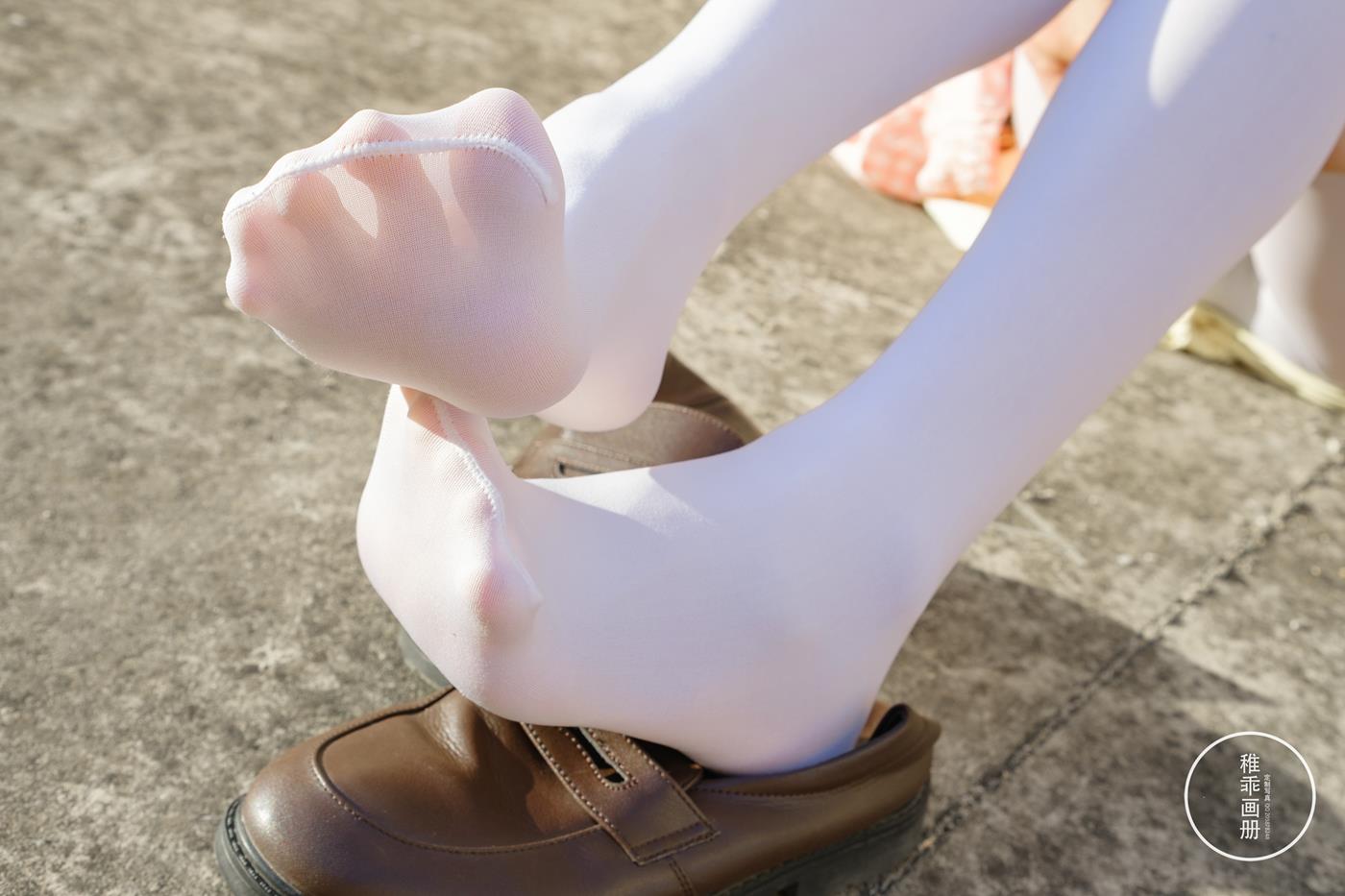 图片[21]-柴系小乖(稚乖画册) – 夜夜 天台粉裙[55P] – 速更版-美库