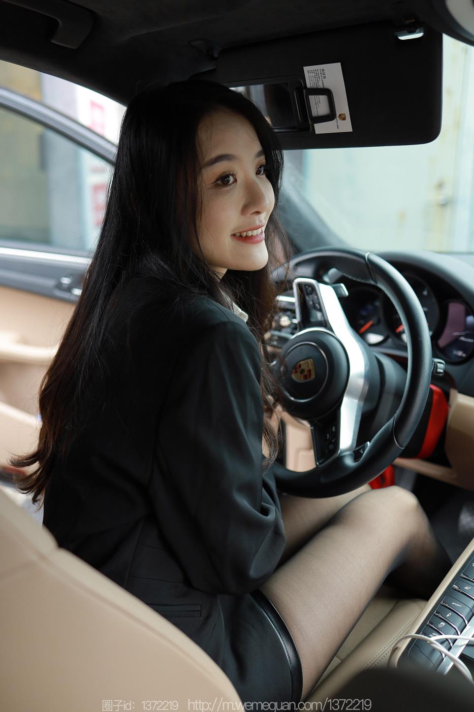 图片[25]-[IESS异思趣向] 2023.01.11 丝享家1326：婉萍《美女专车》[88P] – 速更版-美库