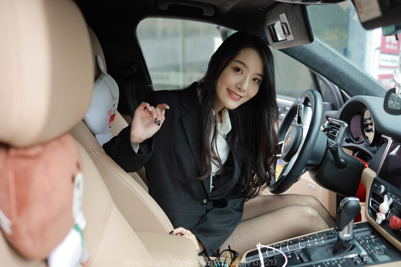 图片[37]-[IESS异思趣向] 2023.01.11 丝享家1326：婉萍《美女专车》[88P] – 速更版-美库