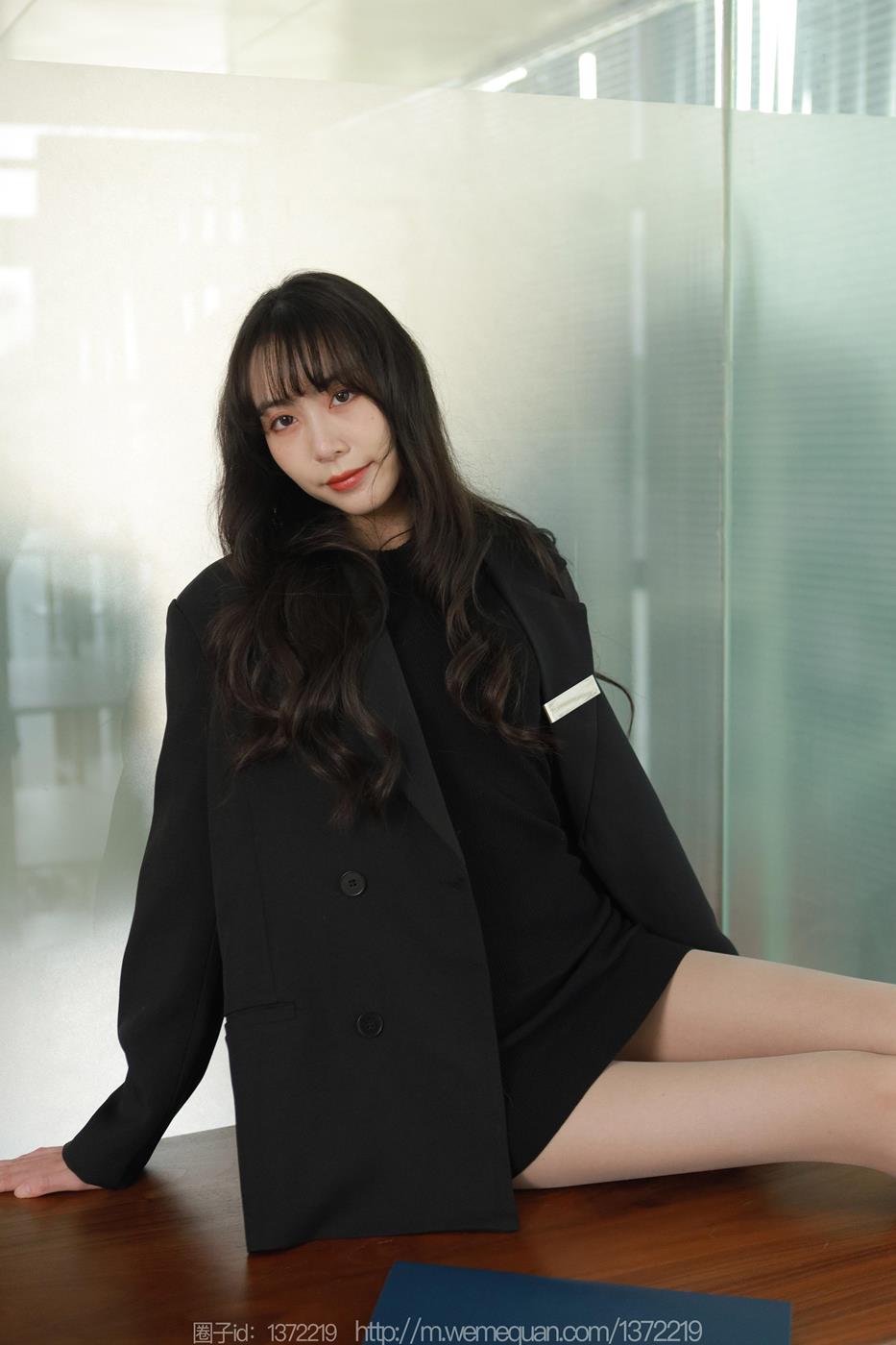 图片[12]-[IESS异思趣向] 2023.01.12 丝享家1327：团团《长腿西装》[79P] – 速更版-美库