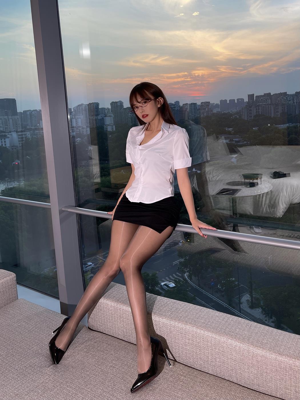 图片[75]-秀人网美女模特张思允微密圈七套合集[96P] – 速更版-美库