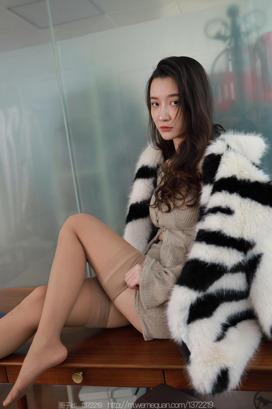 图片[20]-[IESS异思趣向] 2023.01.20 丝享家1335：秋秋《冷艳美女》[94P] – 速更版-美库