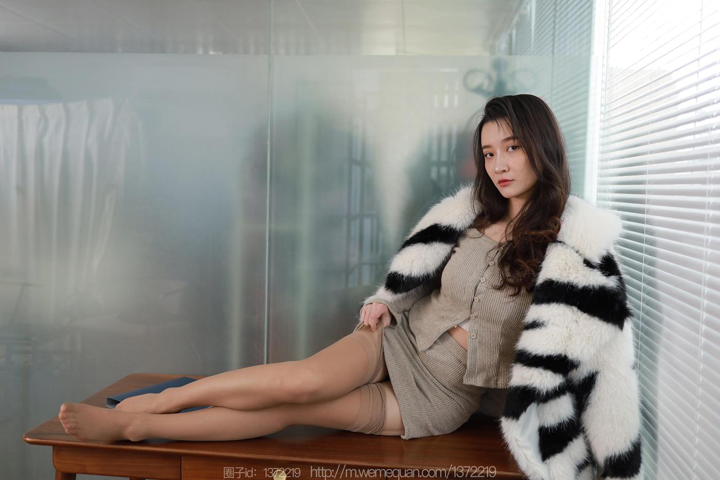 图片[23]-[IESS异思趣向] 2023.01.20 丝享家1335：秋秋《冷艳美女》[94P] – 速更版-美库