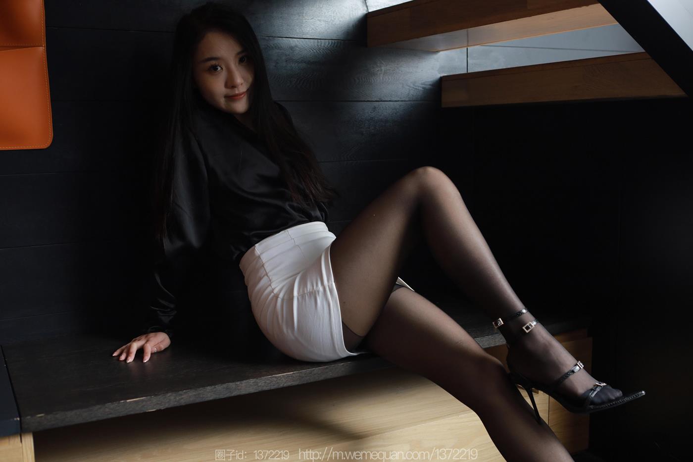 图片[39]-[IESS异思趣向] 2023.01.21 丝享家1336：婉萍《房间里的OL》[89P] – 速更版-美库