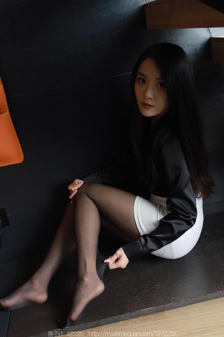 图片[67]-[IESS异思趣向] 2023.01.21 丝享家1336：婉萍《房间里的OL》[89P] – 速更版-美库