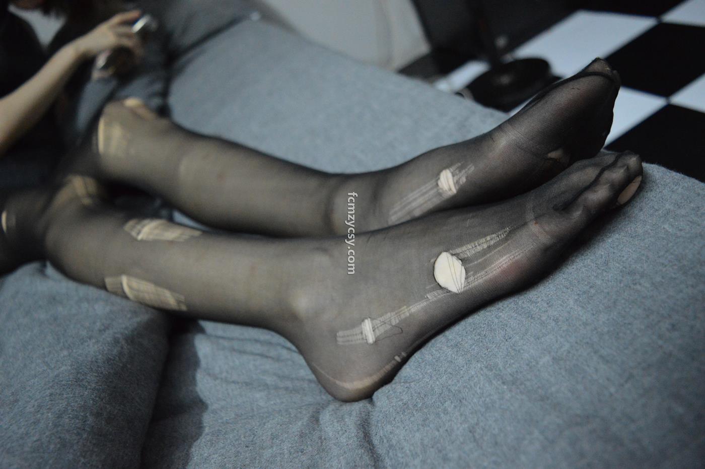 图片[20]-FCMZ原创学生足模摄影 No.083 皮革战衣丝袜脚 [94P] – 速更版-美库