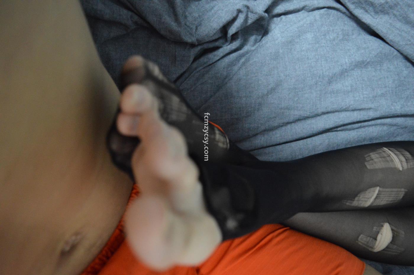 图片[76]-FCMZ原创学生足模摄影 No.083 皮革战衣丝袜脚 [94P] – 速更版-美库