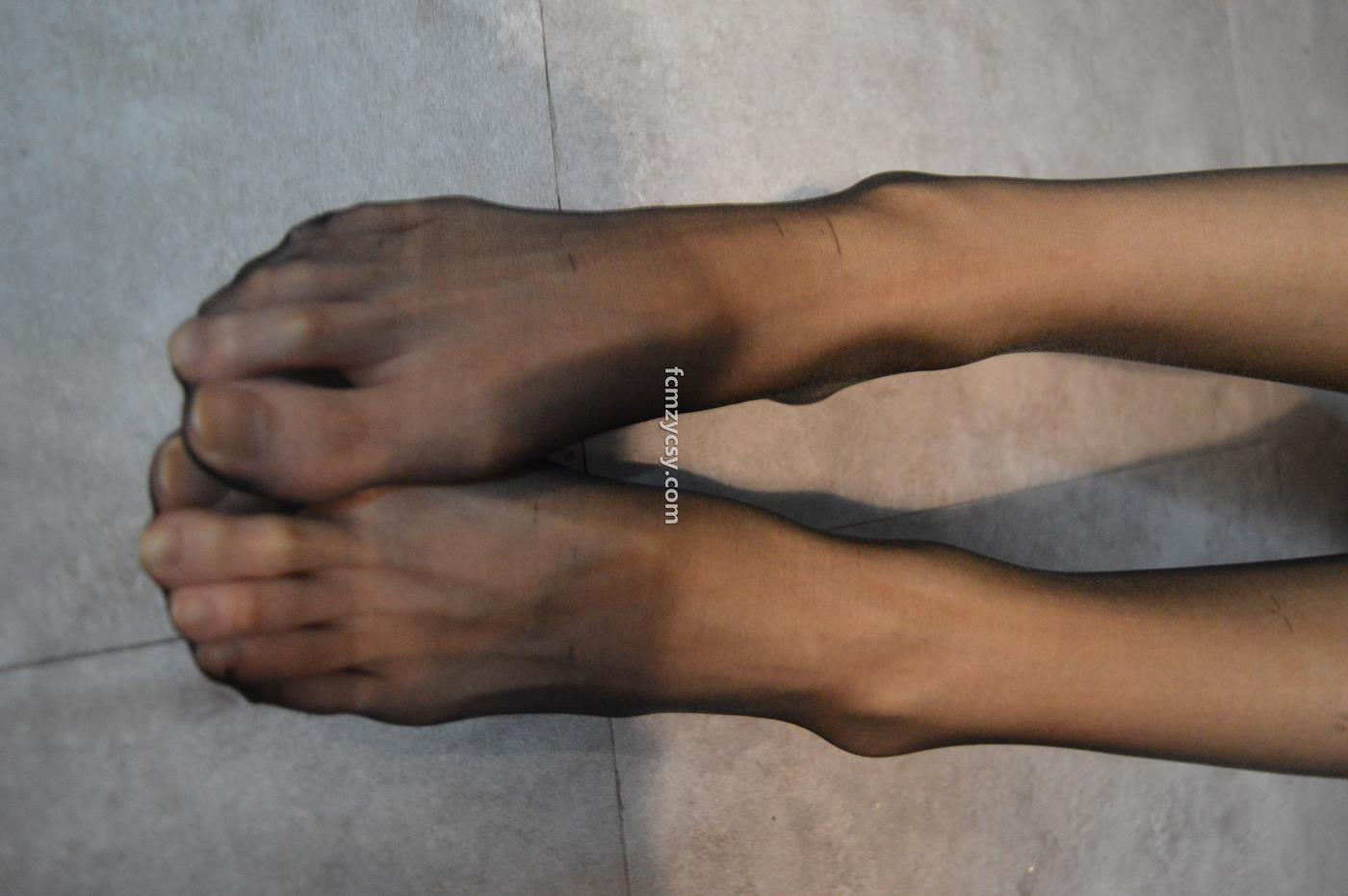 图片[94]-FCMZ原创学生足模摄影 No.083 皮革战衣丝袜脚 [94P] – 速更版-美库