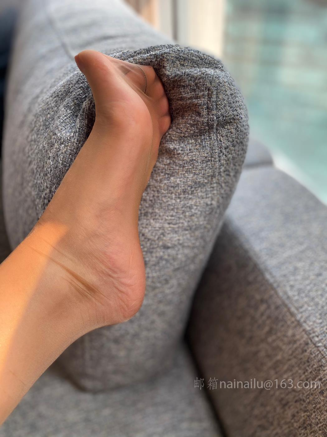 图片[30]-网紅Coser@安乔乔儿(Nia乔乔)  棕色包臀裙[75P] – 速更版-美库