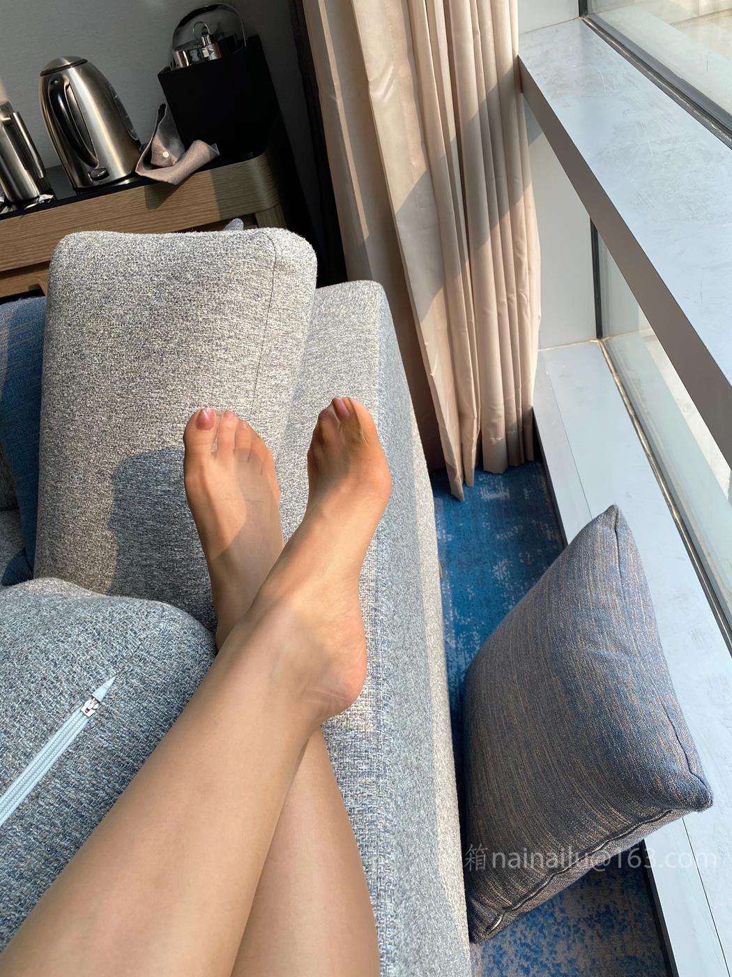 图片[60]-网紅Coser@安乔乔儿(Nia乔乔)  棕色包臀裙[75P] – 速更版-美库