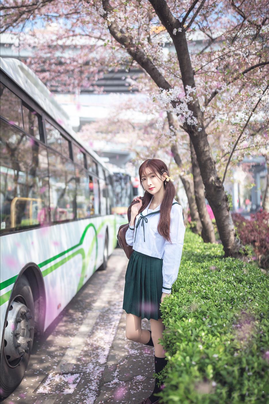 图片[10]-网紅Coser@王羽杉 JK樱花 [20P] – 速更版-美库