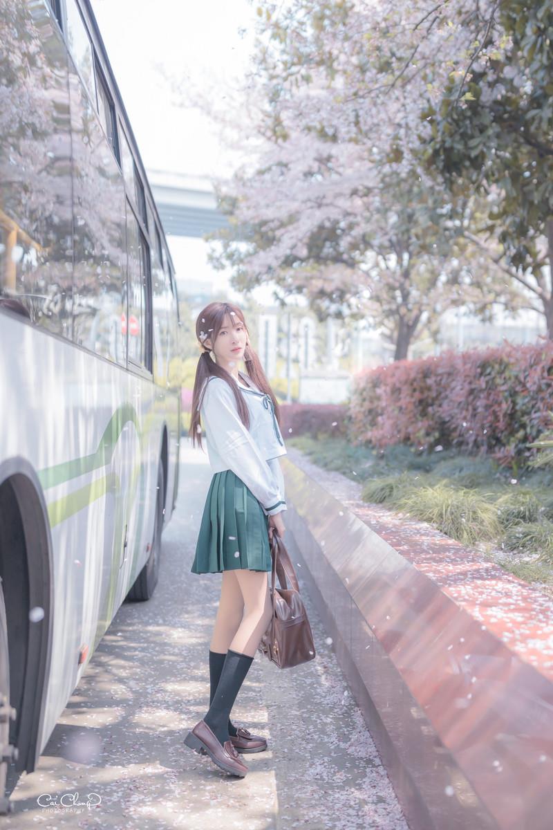 图片[19]-网紅Coser@王羽杉 JK樱花 [20P] – 速更版-美库