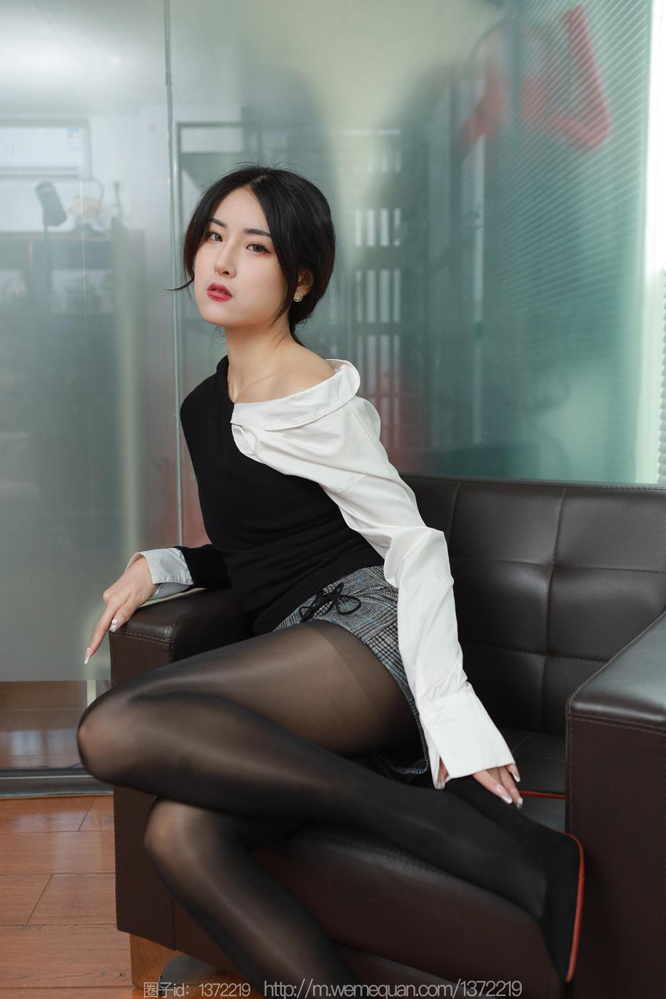 图片[12]-[IESS异思趣向] 2023.01.27 丝享家1342：小宝《油亮高跟》[86P] – 速更版-美库