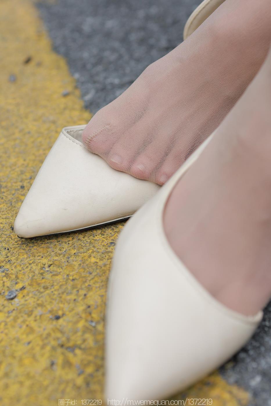 图片[28]-[IESS异思趣向] 2023.01.26 丝享家1341：团团《在车上干嘛？》[77P] – 速更版-美库