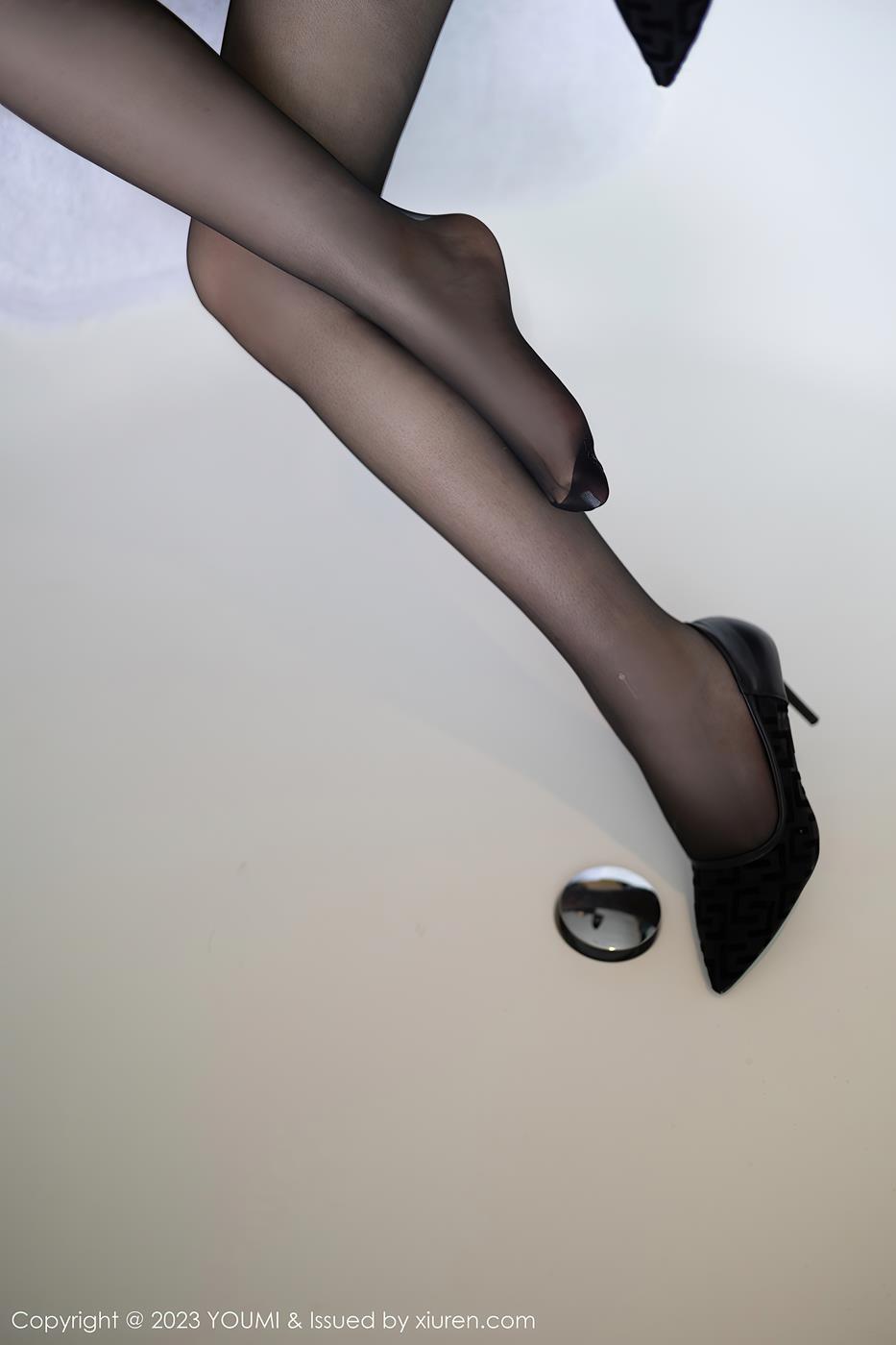 图片[18]-[YOUMI尤蜜荟] 2023.07.13 VOL.963 Carol周妍希 丰腴美臀[22P] – 速更版-美库