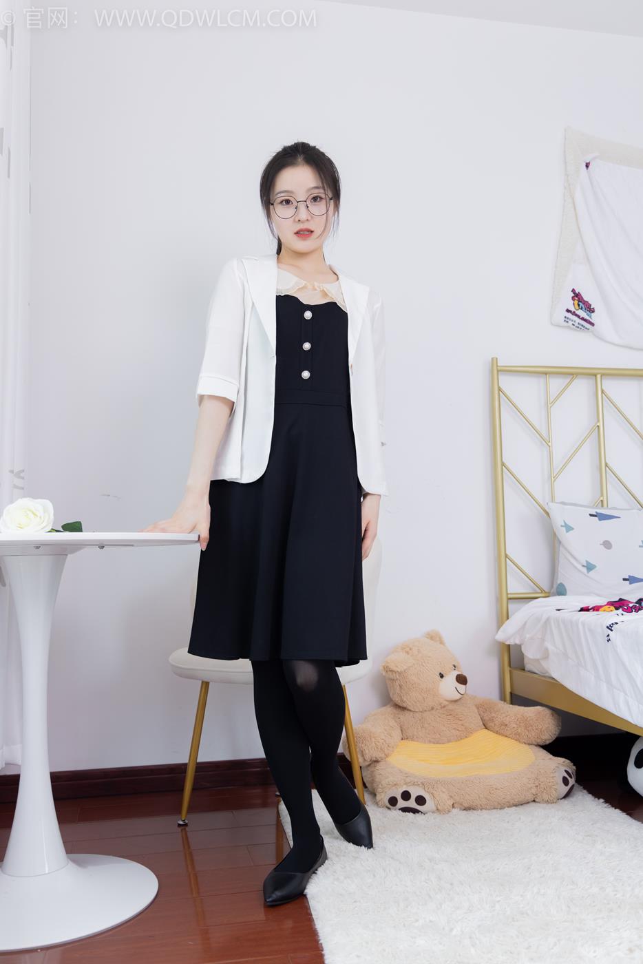 图片[10]-物恋传媒 NO.1640 青柠-木叶落秋声[154P] – 速更版-美库