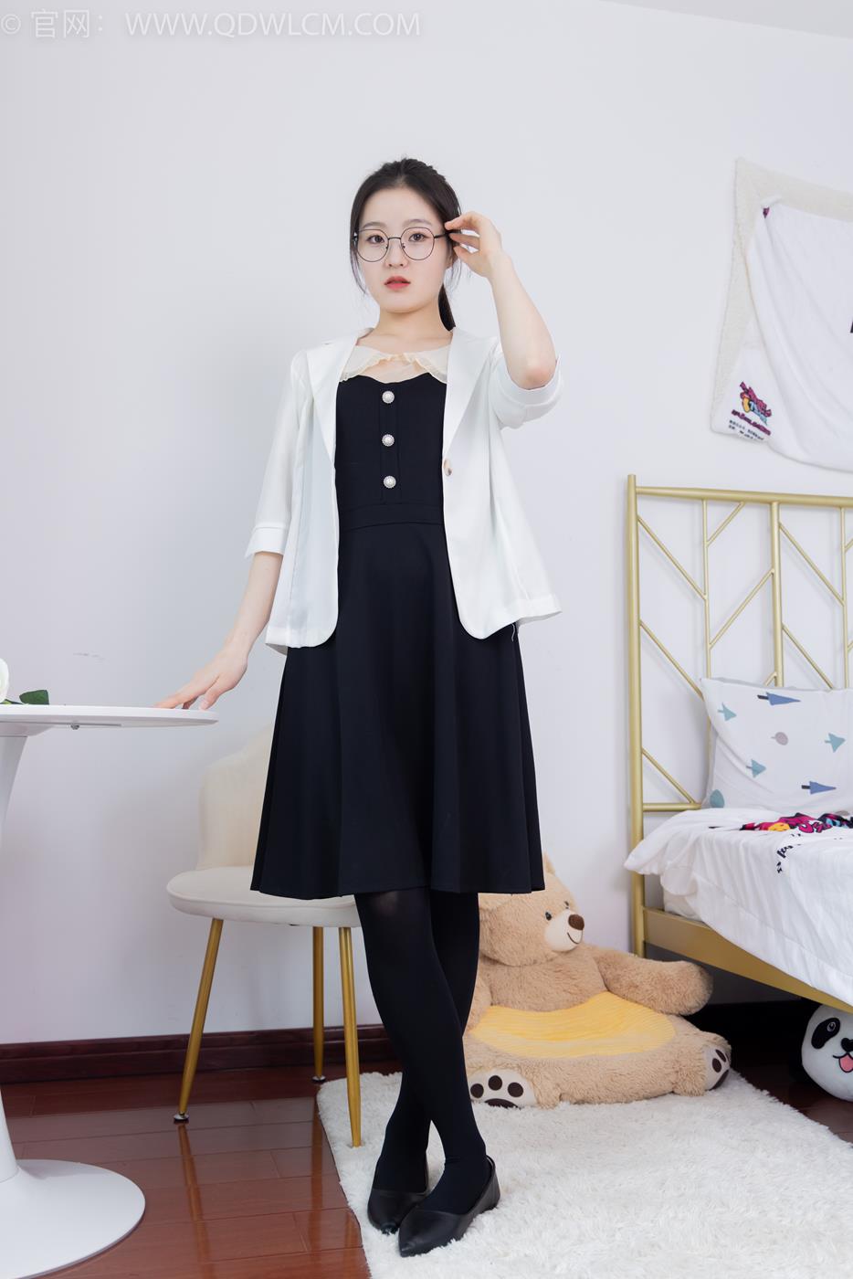 图片[14]-物恋传媒 NO.1640 青柠-木叶落秋声[154P] – 速更版-美库