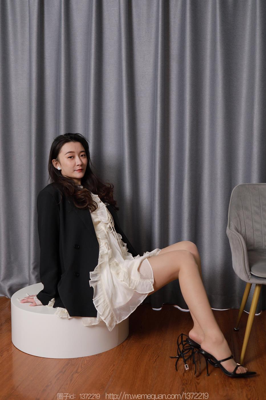 图片[34]-[IESS异思趣向] 2023.02.04 丝享家1351：秋秋《黑色绑带》[83P] – 速更版-美库