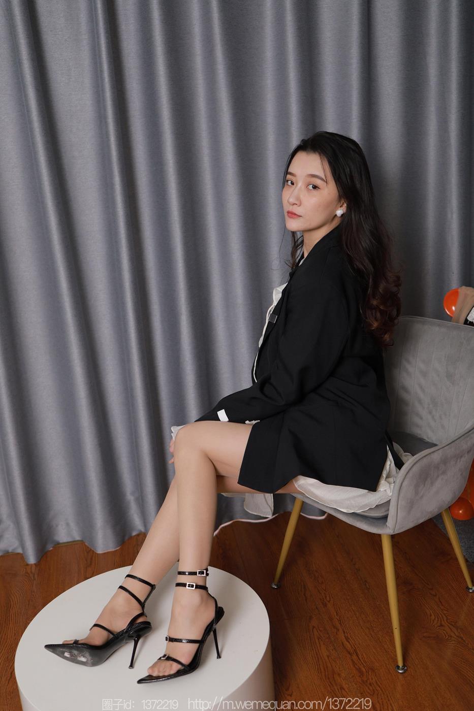 图片[76]-[IESS异思趣向] 2023.02.04 丝享家1351：秋秋《黑色绑带》[83P] – 速更版-美库