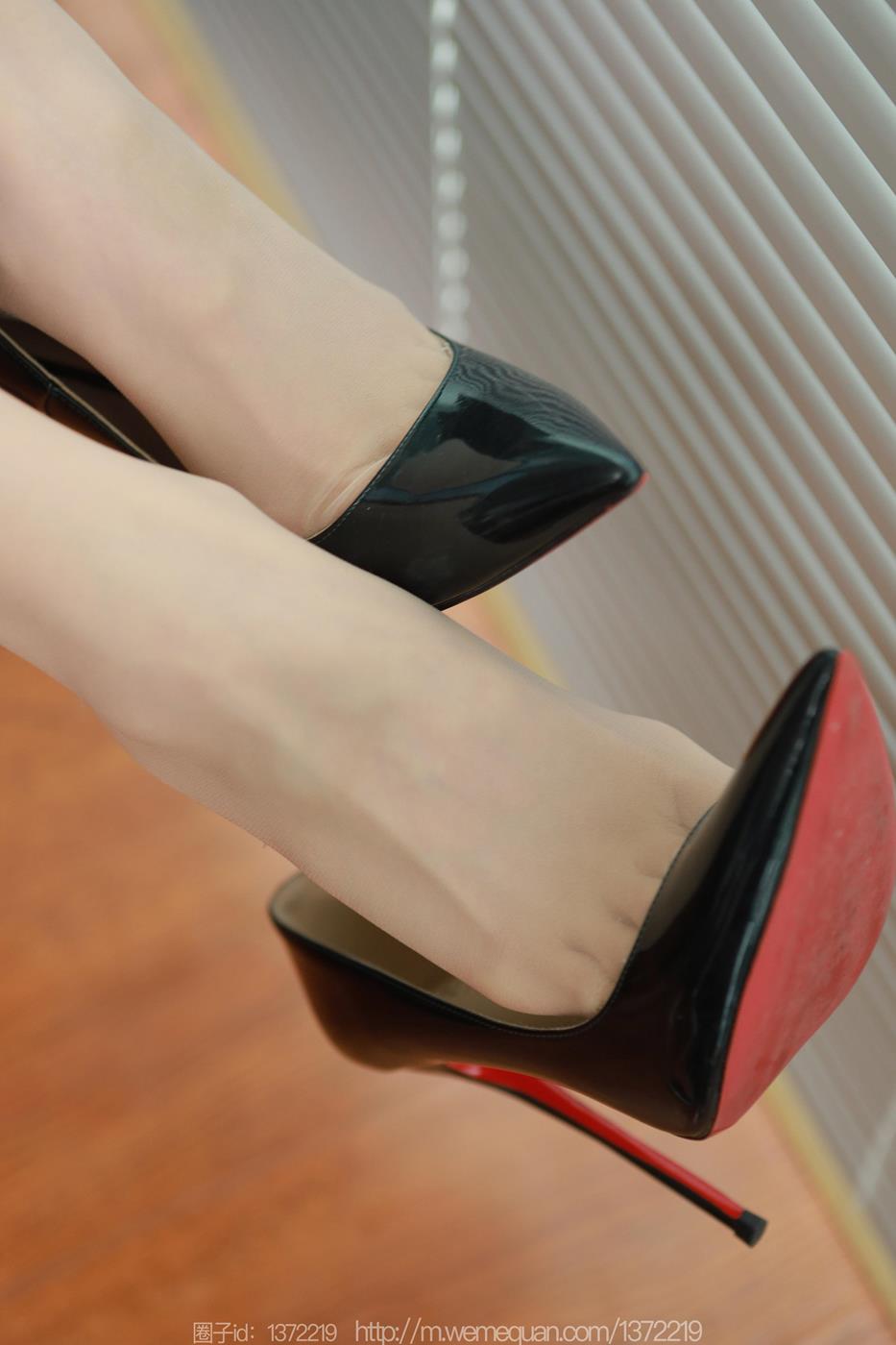 图片[43]-[IESS异思趣向] 2023.02.05 丝享家1352：兔兔《情人节新人报-道》[96P] – 速更版-美库