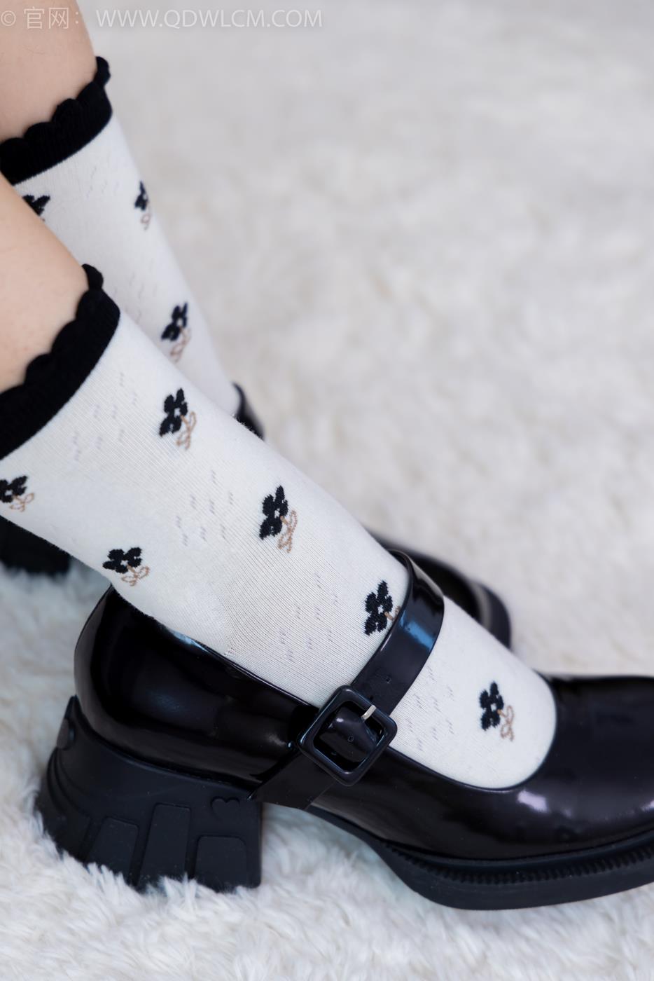 图片[34]-物恋传媒 NO.1641 暗月-雨天窝在家[150P] – 速更版-美库