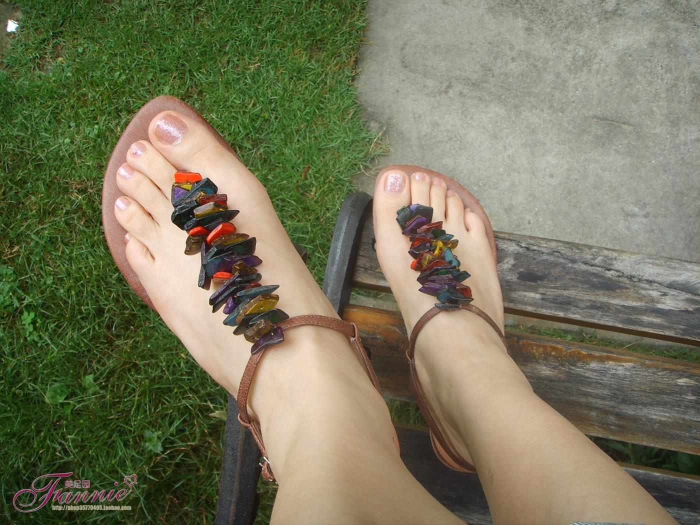 图片[24]-Fannie芬妮每足园 No.136 风起时，勾起无限风光-裸足 [30P] – 速更版-美库