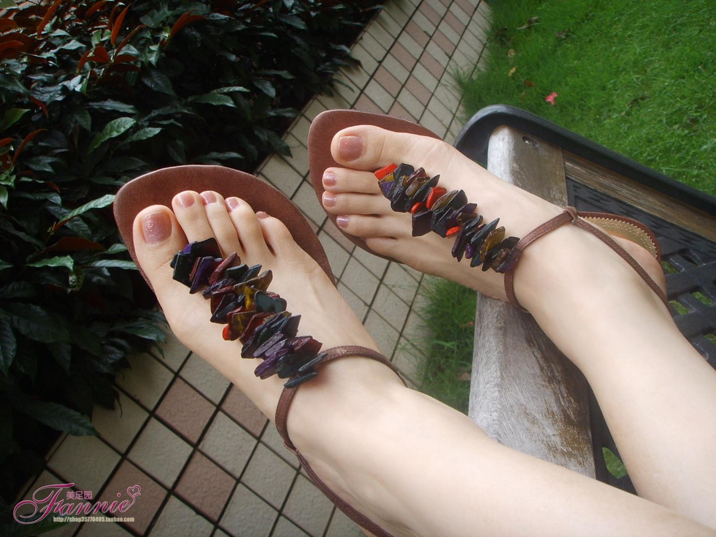 图片[25]-Fannie芬妮每足园 No.136 风起时，勾起无限风光-裸足 [30P] – 速更版-美库