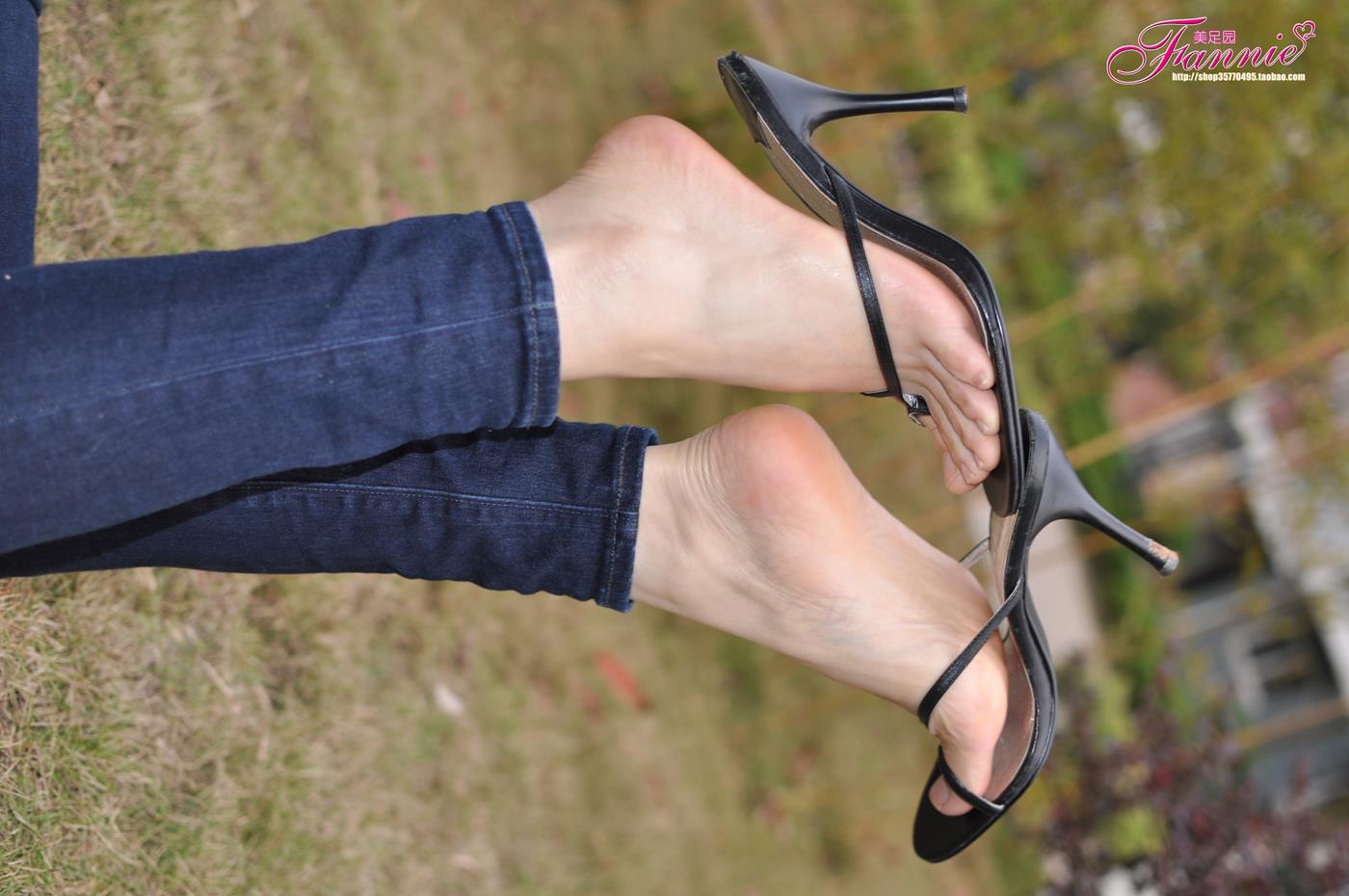 图片[25]-Fannie芬妮每足园 No.137 高跟裸足特写 [31P] – 速更版-美库