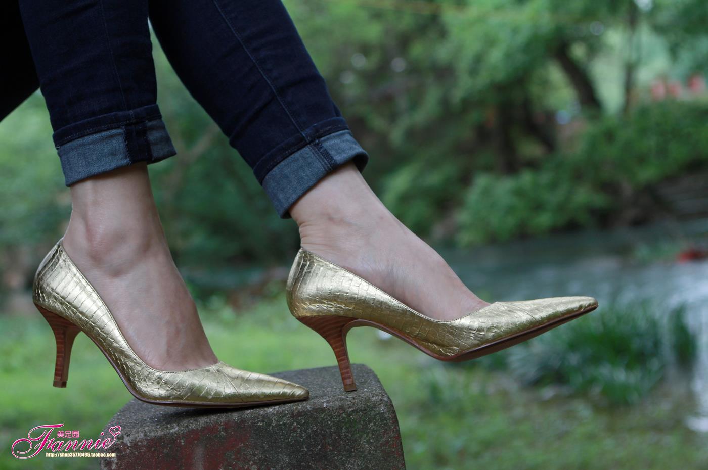 图片[10]-Fannie芬妮每足园 No.139 高跟裸足特写3 [39P] – 速更版-美库