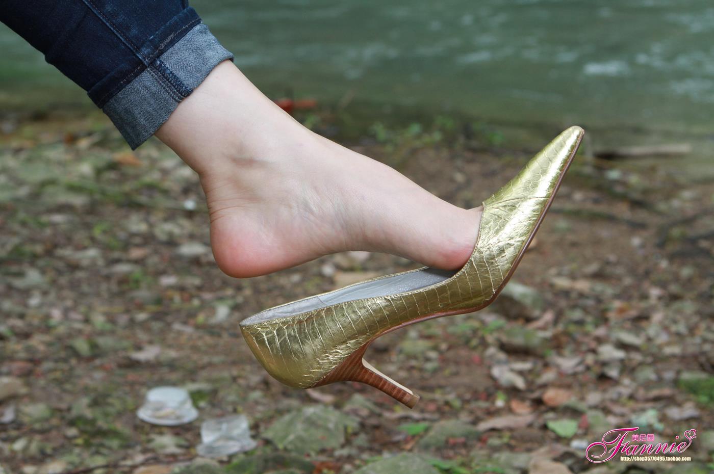 图片[33]-Fannie芬妮每足园 No.139 高跟裸足特写3 [39P] – 速更版-美库